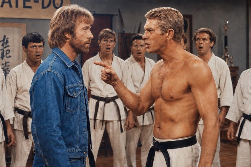 Steve McQueen Told Chuck Norris “I Could Take You In A Real Fight” — 4 Seconds Later He Was Pinned