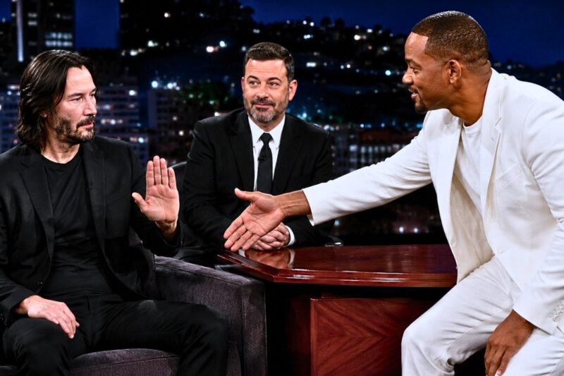 Keanu Reeves Refused to Shake Will Smith’s Hand — Then Did Something No One Expected!