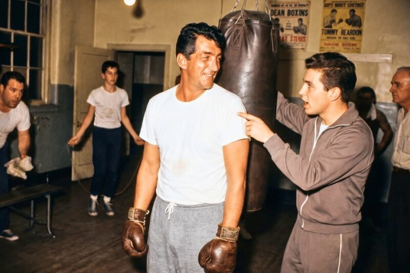 “Sir, Your Stance Is All Wrong”—Boxing Coach Didn’t Know He Was Talking To DEAN MARTIN