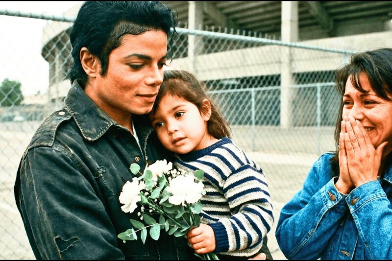 MJ Found Out His Crew Destroyed a Local Florist’s Shop—What He Did Next Was Pure King of Pop